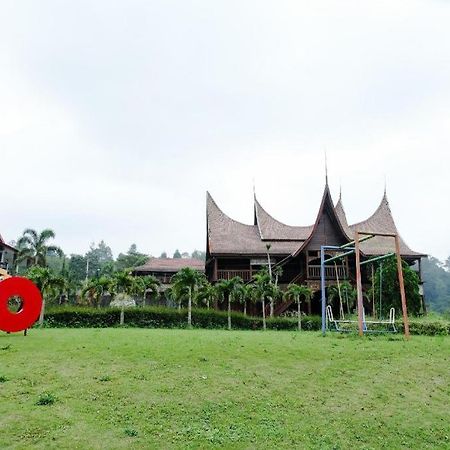 Capital O 892 Grand Pujon View Hotel And Resort Batu  Extérieur photo