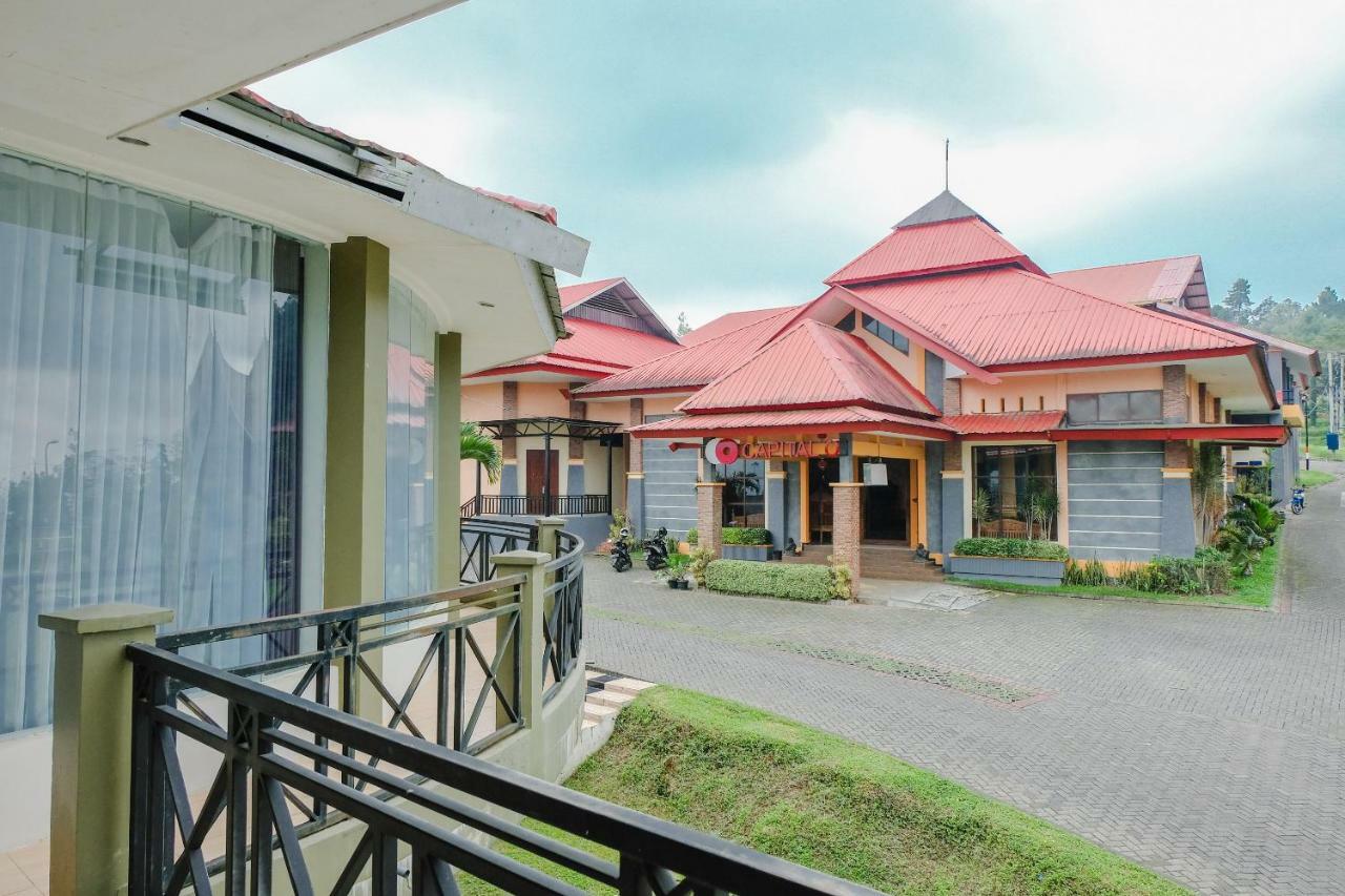 Capital O 892 Grand Pujon View Hotel And Resort Batu  Extérieur photo