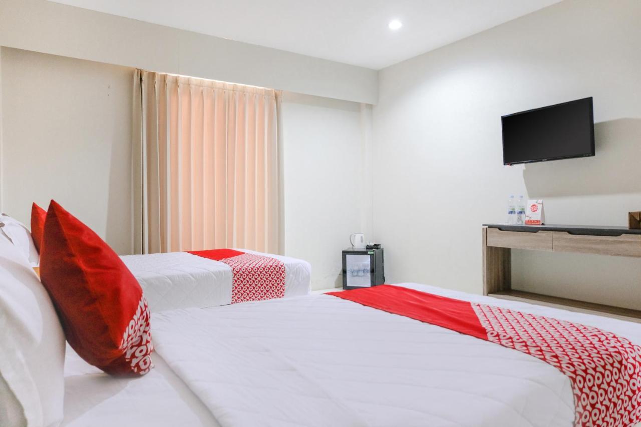 Capital O 892 Grand Pujon View Hotel And Resort Batu  Extérieur photo