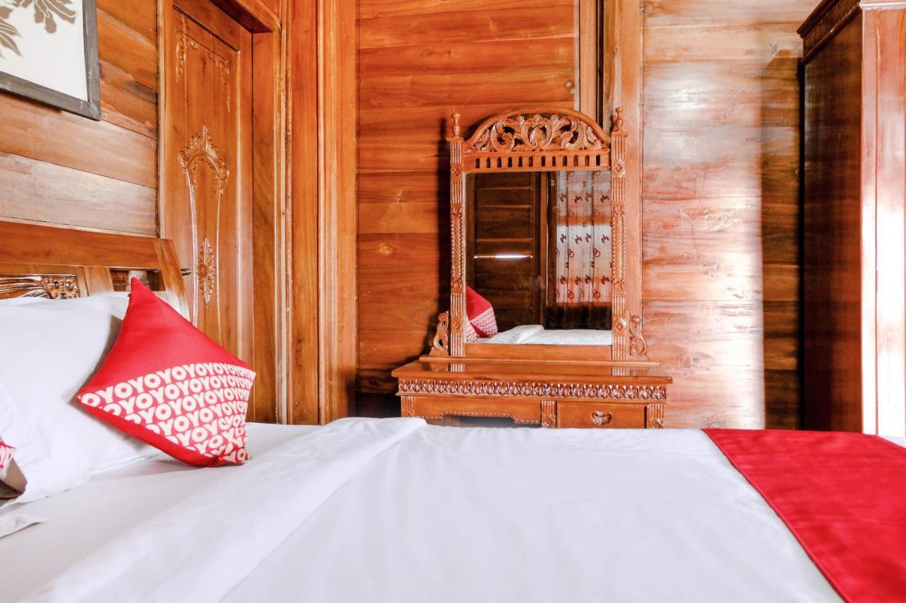 Capital O 892 Grand Pujon View Hotel And Resort Batu  Extérieur photo