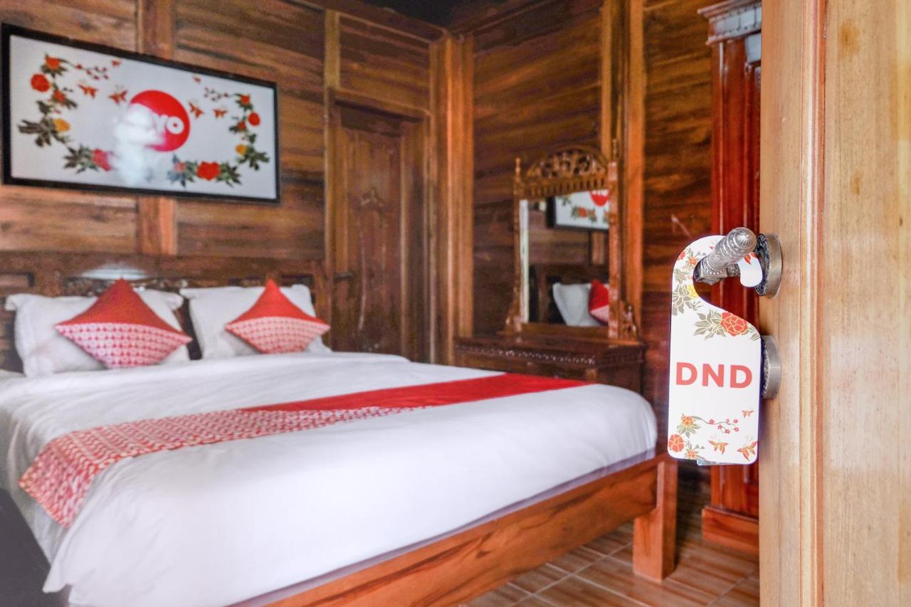 Capital O 892 Grand Pujon View Hotel And Resort Batu  Extérieur photo