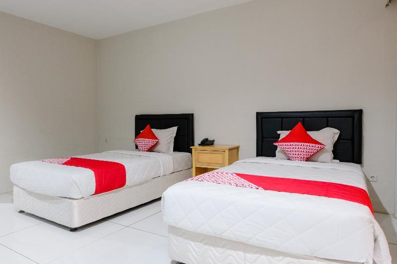 Capital O 892 Grand Pujon View Hotel And Resort Batu  Extérieur photo