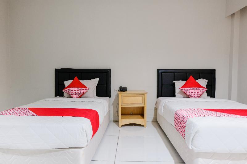 Capital O 892 Grand Pujon View Hotel And Resort Batu  Extérieur photo
